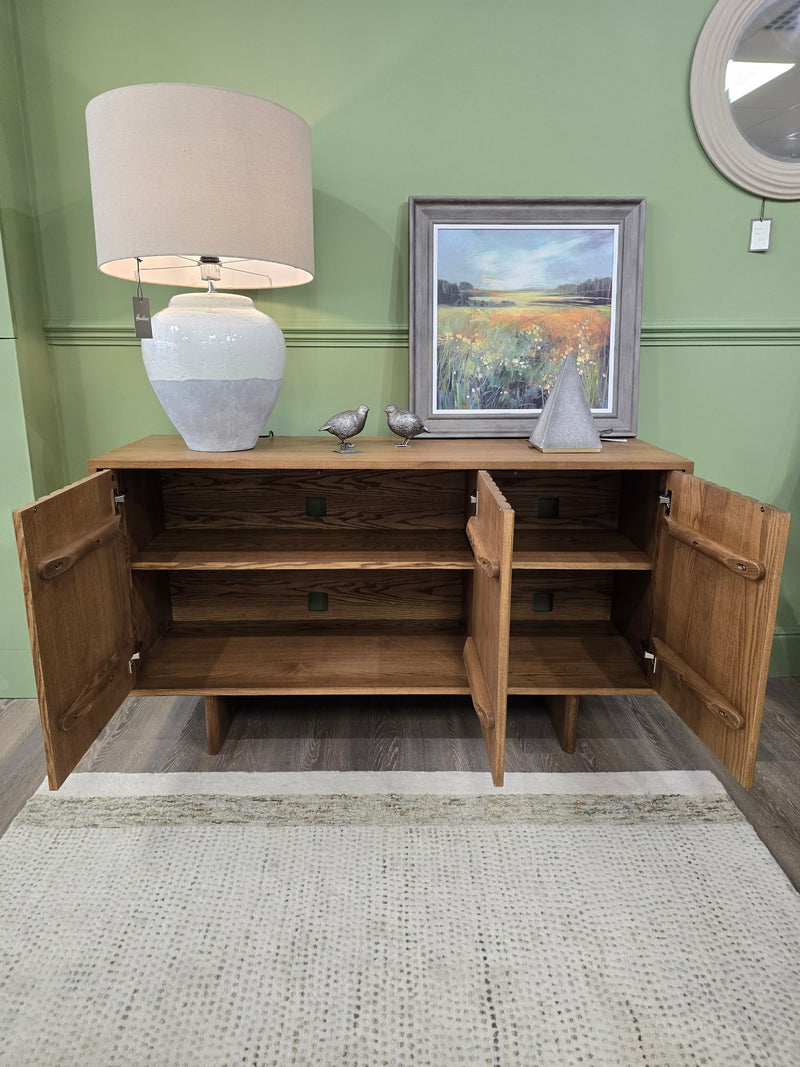 Ercol Assendon Medium Sideboard