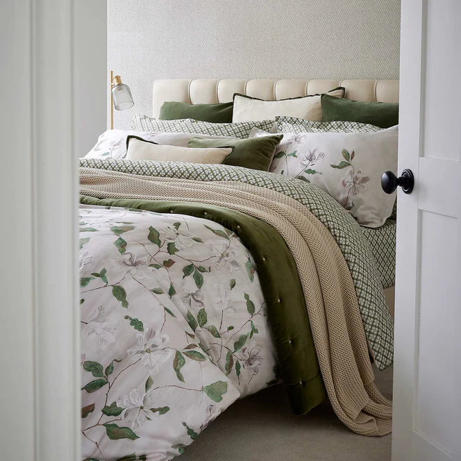 Christy Magnolia Duvet Set